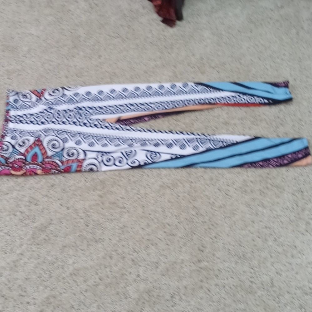 Colorful leggings by Callie lives